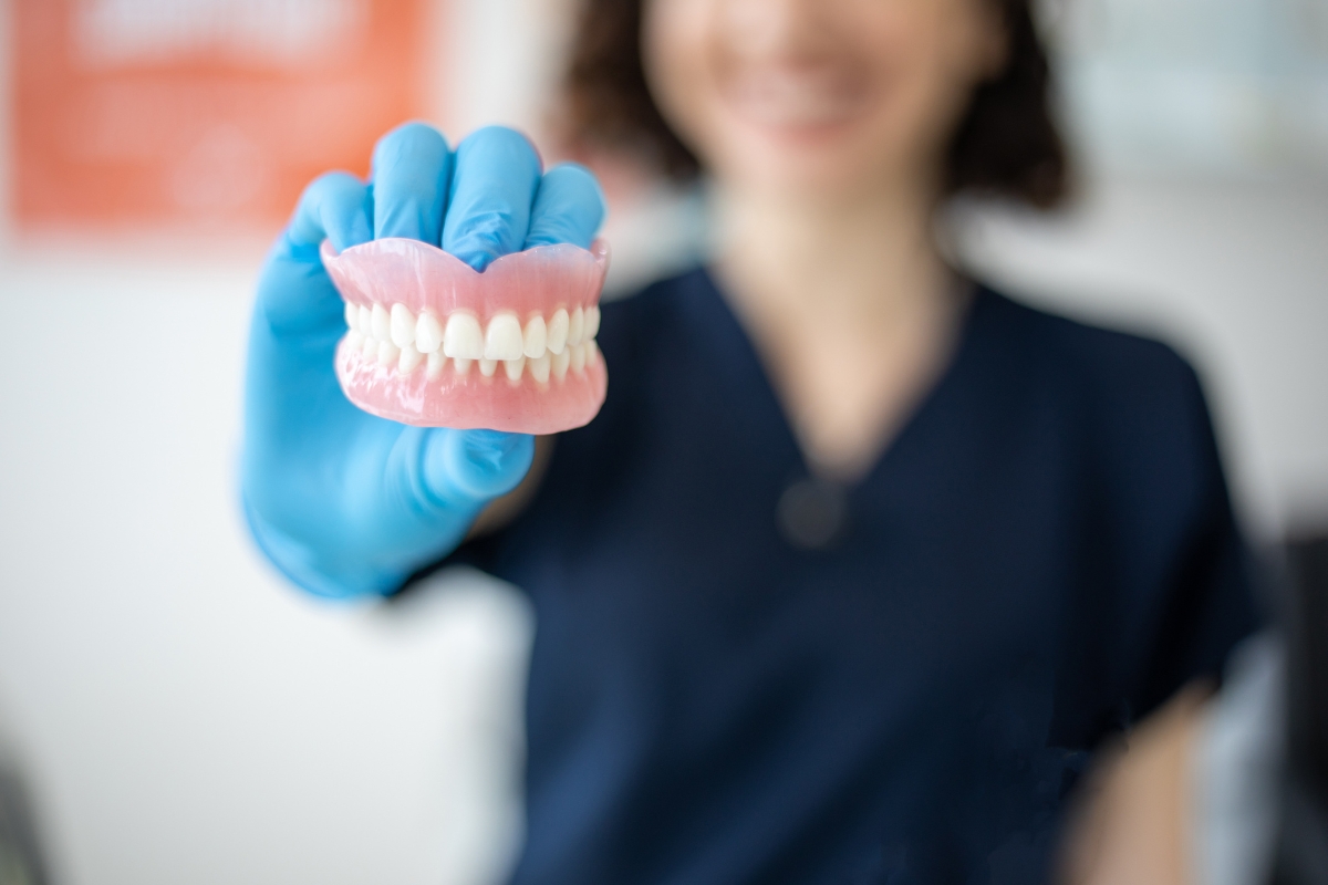Dentures from Elegantly Dental